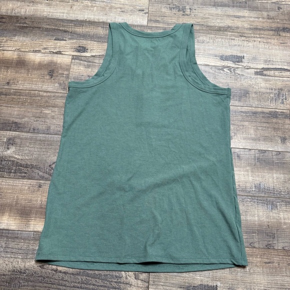Super Soft Torrid Green Sleeveless Henley Robbed Women's Size 1X - Picture 5 of 9